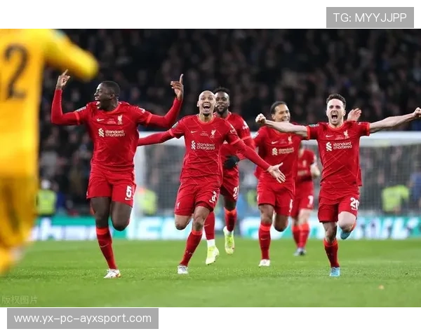 切尔西门前补射由二次进攻完成得分